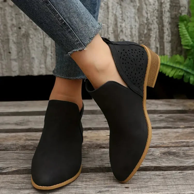 WOMEN'S CHUNKY RETRO LOW HEELS BOOTS 2023