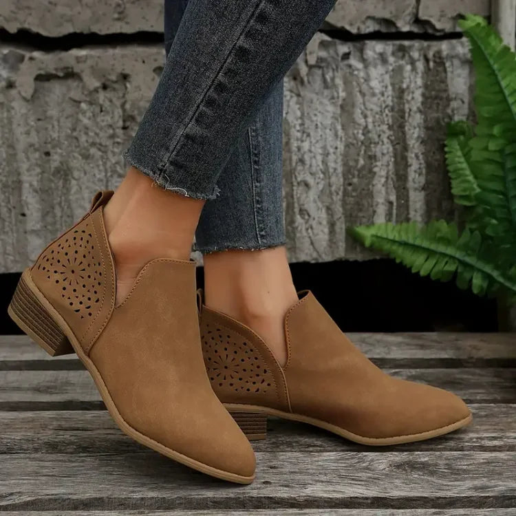 WOMEN'S CHUNKY RETRO LOW HEELS BOOTS 2023