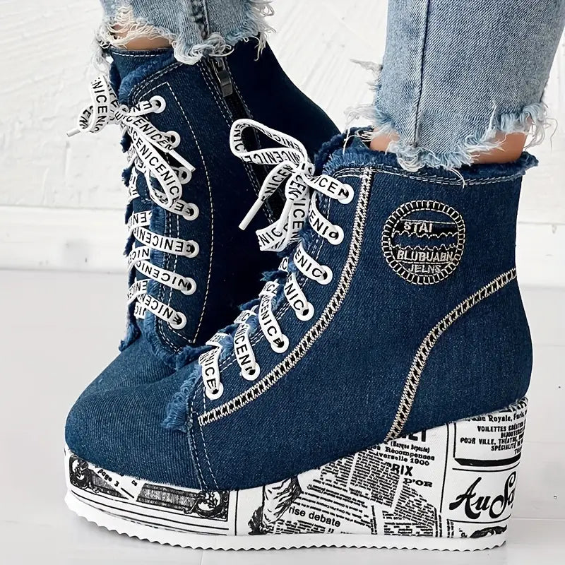 MONTREAL™ DENIM LACE-UP PLATFORM WINTER BOOTS