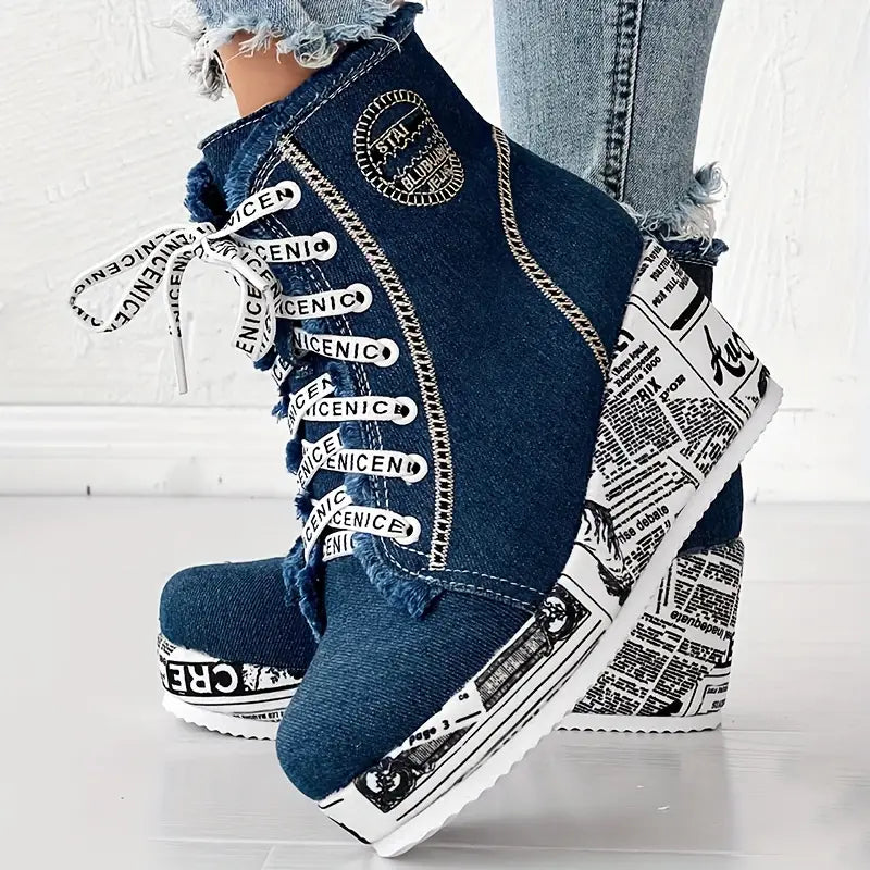 MONTREAL™ DENIM LACE-UP PLATFORM WINTER BOOTS