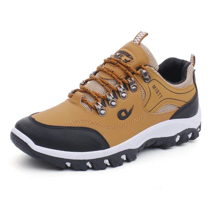 SIMCOE™ DURABLE OUTDOOR HIKING SHOES
