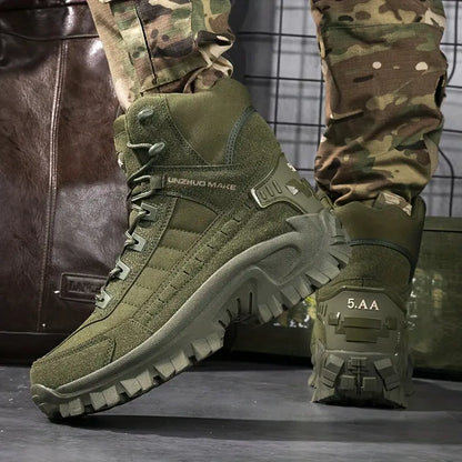 CASTLEGAR™ MEN'S TACTICAL HIKING BOOTS