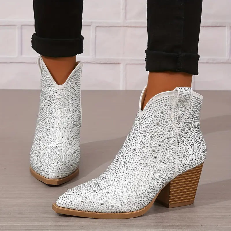 ELORA™ DIAMOND-ENCRUSTED WINTER BOOTS